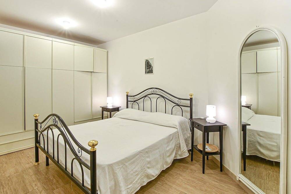 Beautiful home in Pozzallo with Wifi in Tegolaio, Pozzallo