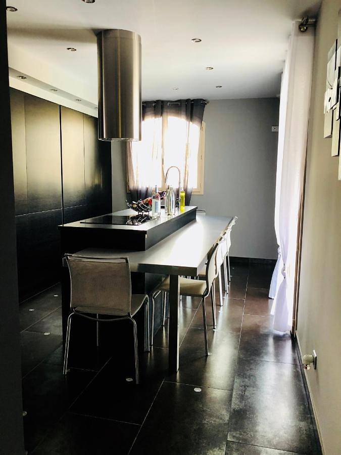 Location de vacances pour 6 personnes, avec jacuzzi ainsi que jardin et piscine à Sarrola-Carcopino - 2