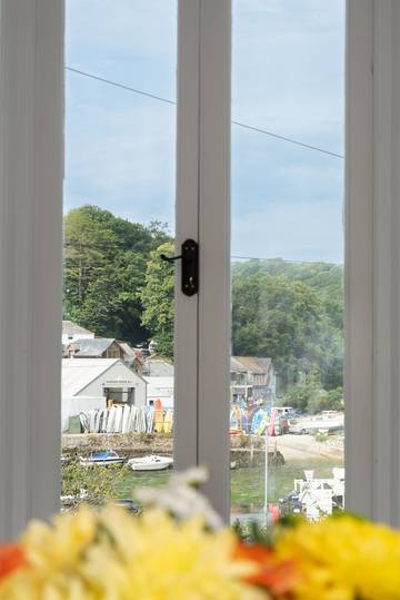 Holiday Home for 9 People in Looe, Cornwall, Photo 3