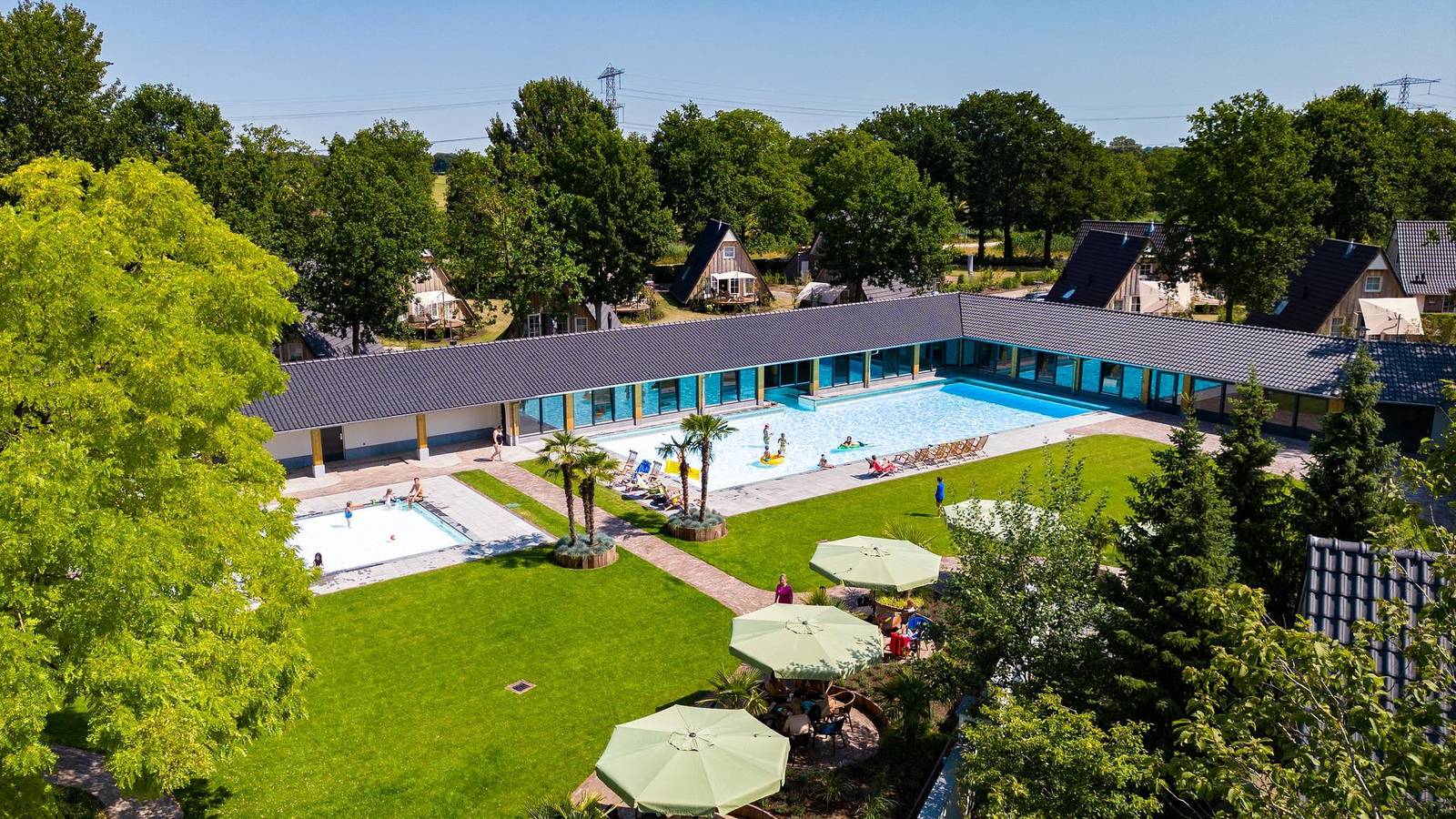 Hof van Salland Parkbeheer B.V. — Villa Beukelaer Xl Wellness 6 Personen in Hellendoorn, Sallandse Heuvelrug