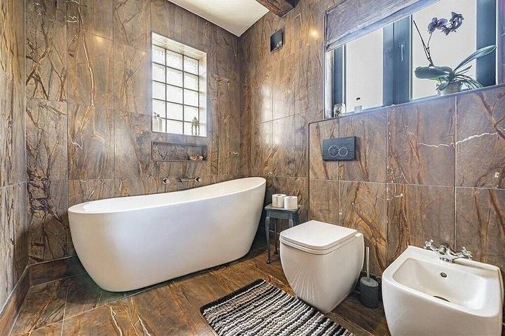 Villa für 14 Personen, mit Sauna und Garten sowie Whirlpool in London - 4