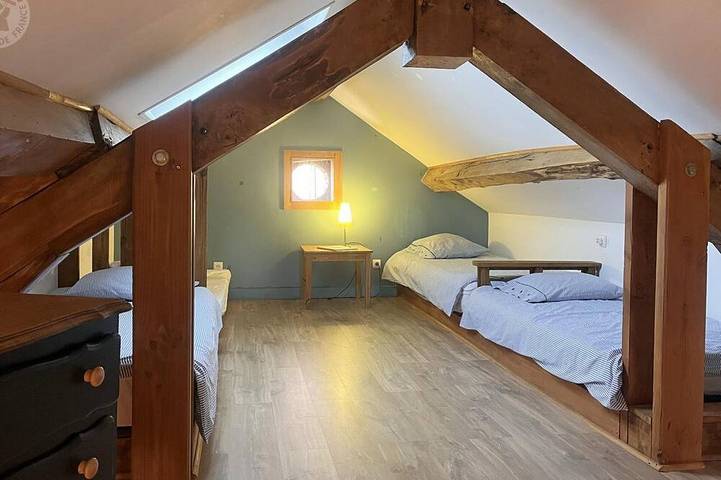 Gîte pour 5 personnes, avec jardin et piscine à Saint-André-d'Apchon - 4