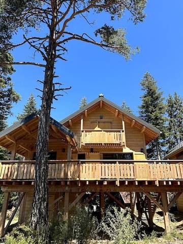 Maison de campagne pour 6 personnes, avec terrasse ainsi que vue et sauna à Selonnet