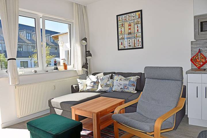 Entire apartment, Moderne Fewo mit Meerblick, nur 60m zum Wasser, 2 Schlafzimmer, Wlan, Haustiere in Dranske, Ruegen