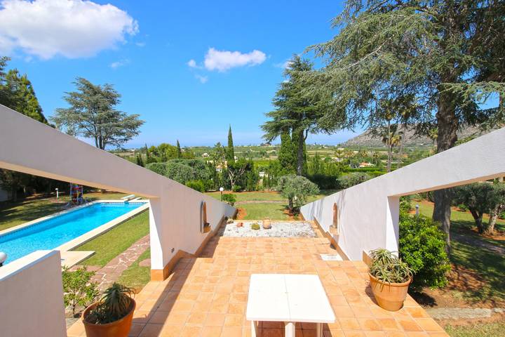 Casa rural para 6 personas, con terraza y jardín en Pedreguer - 2