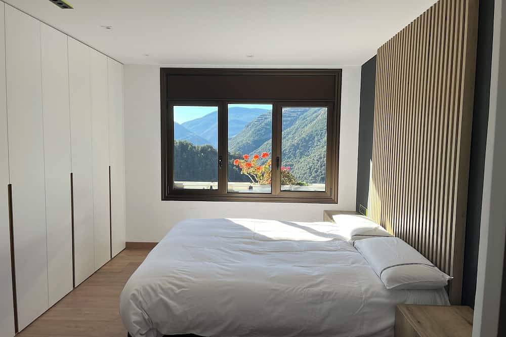 Entire apartment, Cozy and spacious 190 m2 apartment in Sant Julià de Lòria in Andorra