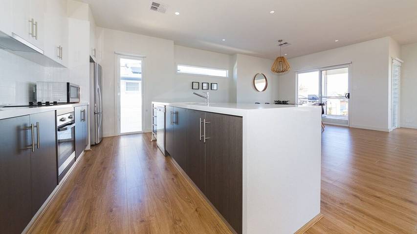 Holiday home for 12 people, with garden in Normanville