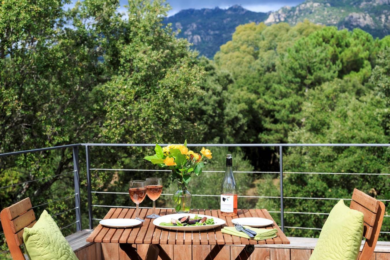 Contemporary Family Villa with Heated Saltwater Pool near Village and Pinarello in Pianottoli-Caldarello, Sartène und Umgebung