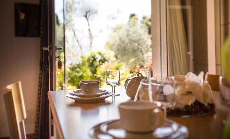 Gîte pour 2 personnes, avec piscine et vue sur le lac ainsi que terrasse et jardin à Gargnano - 2