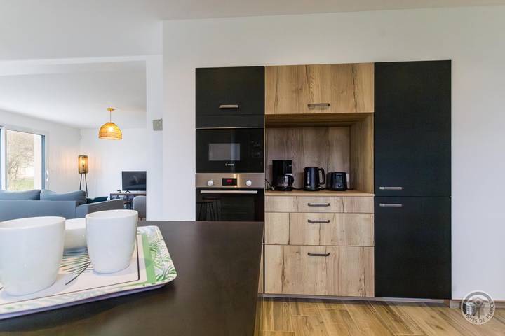 Gîte pour 8 personnes, avec terrasse et jardin à Réville - 3