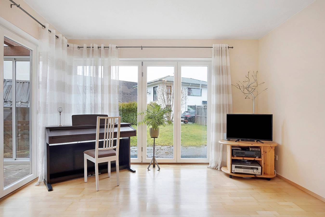 Ganze Wohnung, Barrierefreie Ferienwohnung Buck in Bad Waldsee-Reute – ruhig gelegen und gut angebunden in Bad Waldsee, Region Bodensee-Oberschwaben