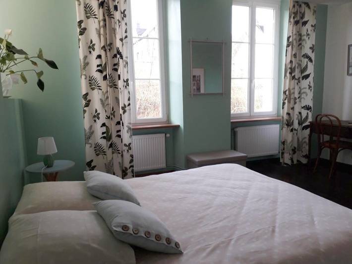 Chambre d’hôte pour 4 personnes, avec jardin ainsi que vue et terrasse à Baye (Marne)