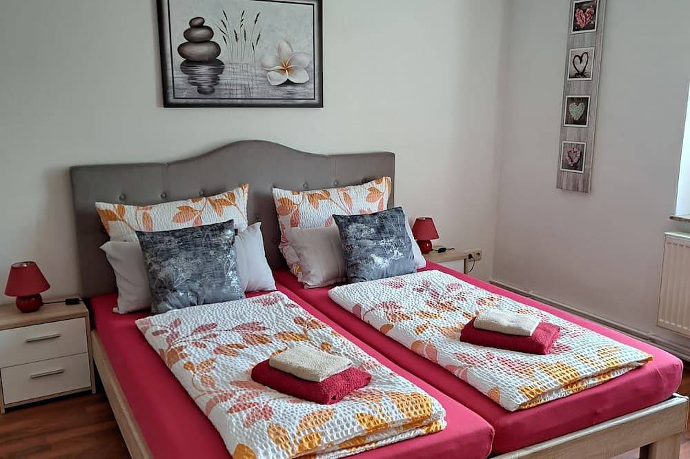 Appartement entier, Vacation apartment 100sqm <br>Living <br>3 double beds Bedroom<br>Kitchen<br>Bathroom in Loissin, Poméranie occidentale