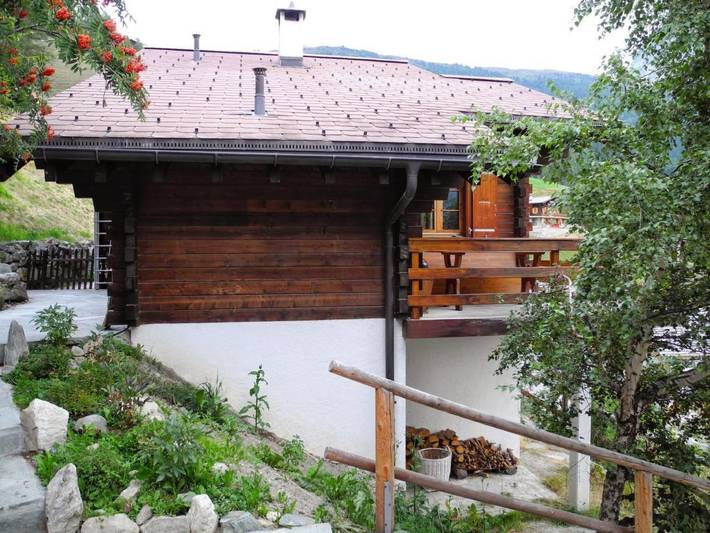 Ferienhaus für 6 Personen, mit Balkon und Terrasse sowie Garten und Ausblick in Anniviers