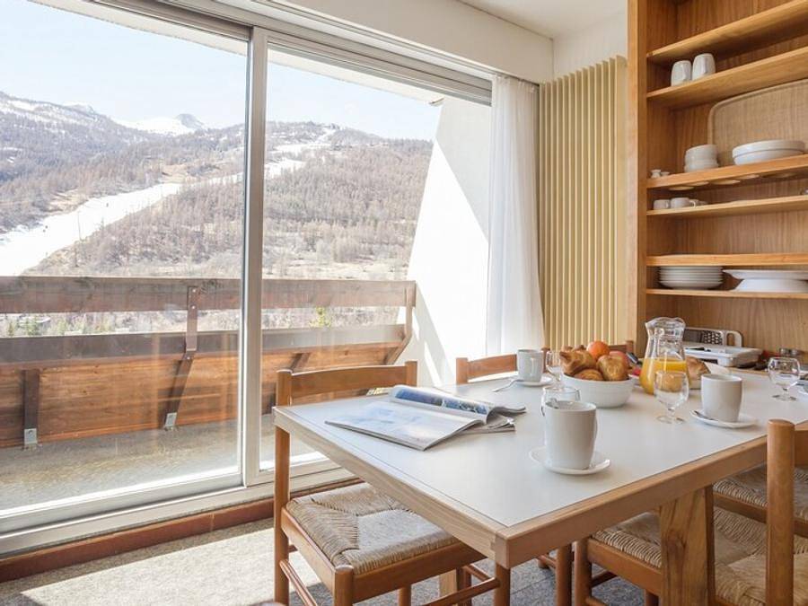 Pierre & Vacances Résidence Chantemerle - Studio 4 persons - 1 sleeping area in Le Monêtier-les-Bains, Serre Chevalier