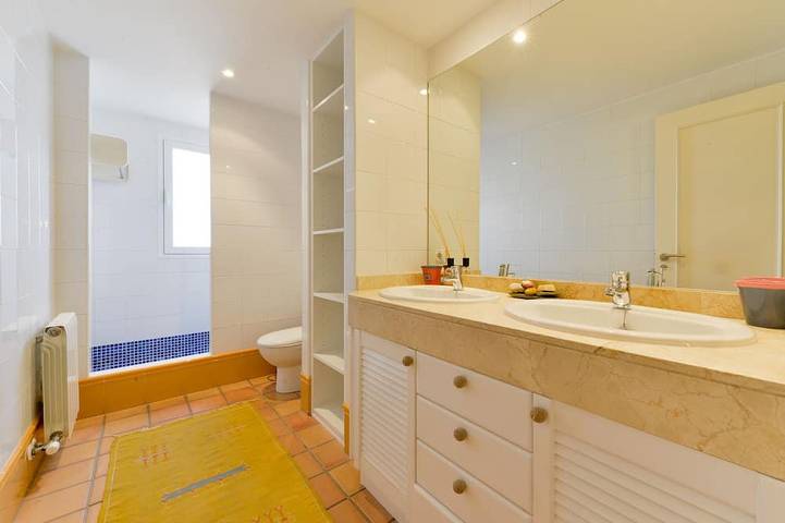 Ferienwohnung für 4 Personen, mit Balkon und Terrasse sowie Garten und Pool in Son Veri Nou - 4