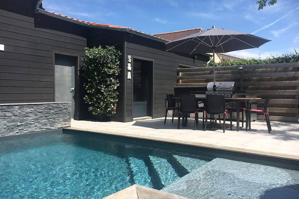 Angoulins mar / Chatelaillon casa de 42m2 con vistas al mar piscina terraza climatizada con barbacoa 2 dormitorios € 490 por semana disponible del 25 de mayo in Angoulins, Región de La Rochelle