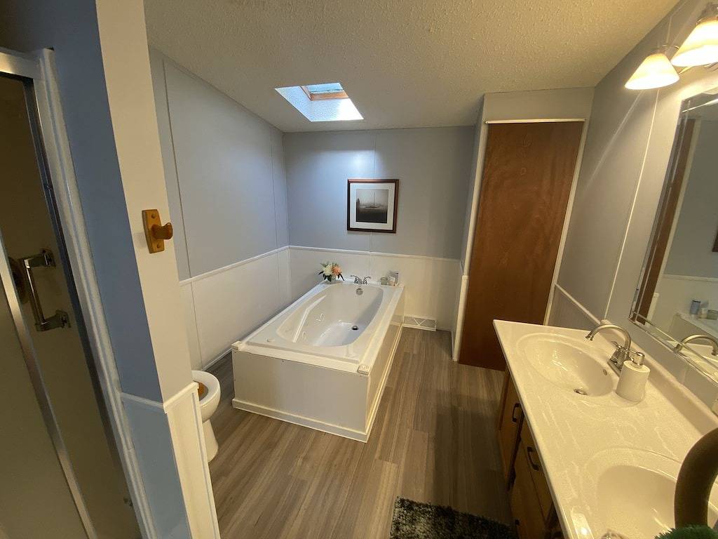 Cabin on Pearl Lake minutes from Dl in Becker County