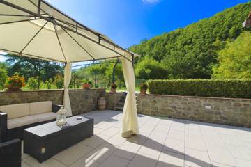 Villa voor 4 Personen in Arezzo, Provincie Arezzo, Afbeelding 4