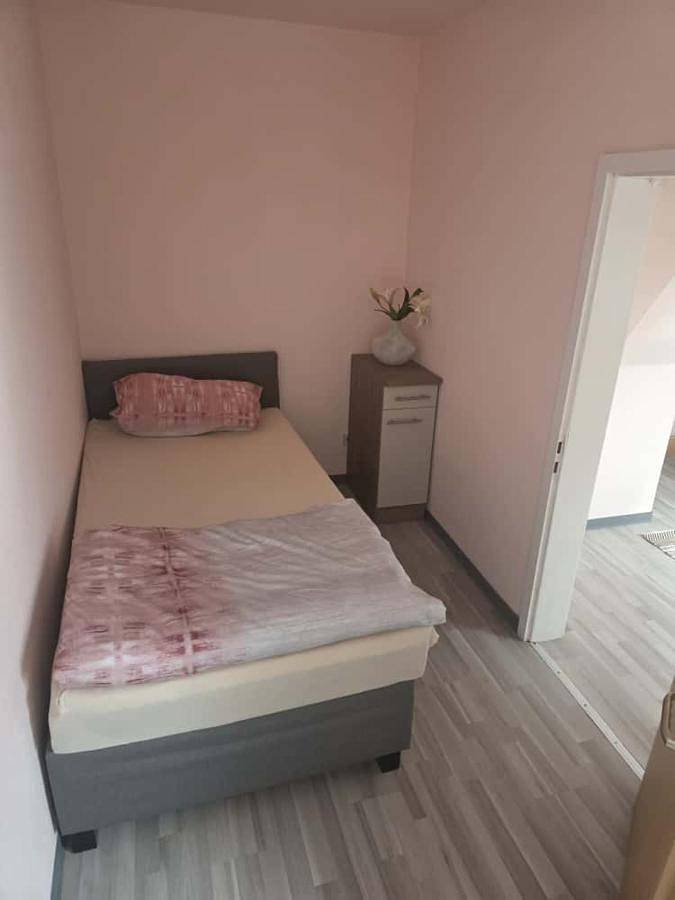 Hotel für 2 Personen, mit Ausblick in Grünberg - 3