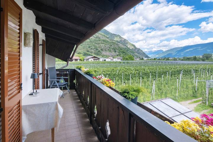 Ferienwohnung für 3 Personen, mit Garten im Vinschgau