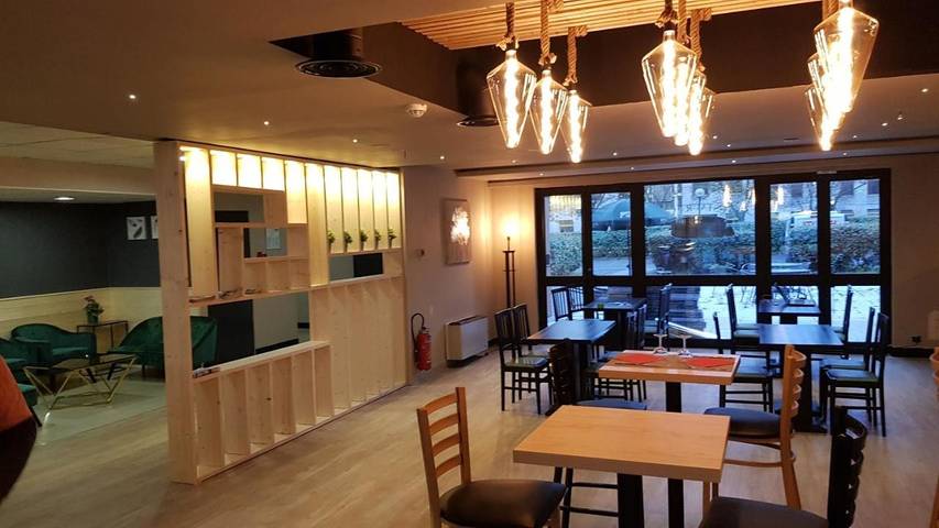 Hôtel pour 2 personnes, avec terrasse et jardin, animaux acceptés à Créteil - 3