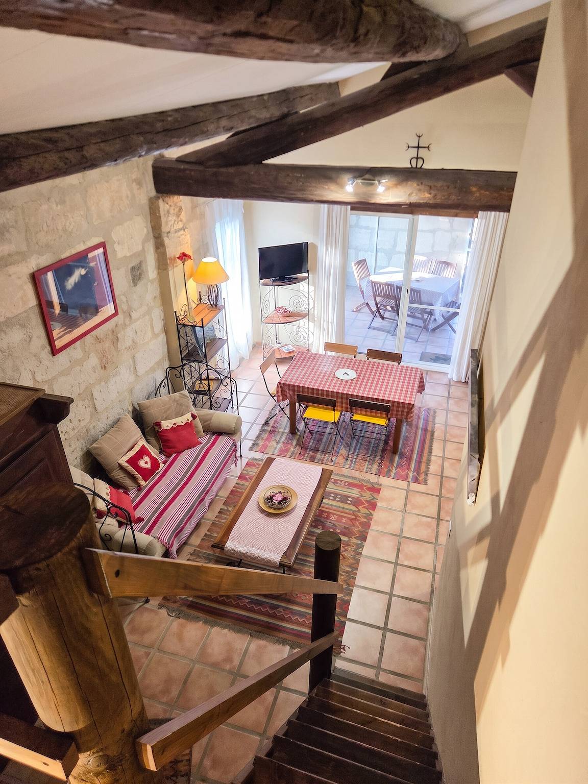 Ganze Wohnung, Geräumige Wohnung in Arles mit gemeinschaftlichem Pool und Garten in Albaron, Arles