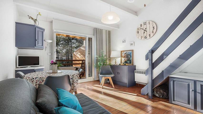 Gîte pour 4 personnes, avec balcon dans Plage de La Roquille - 3