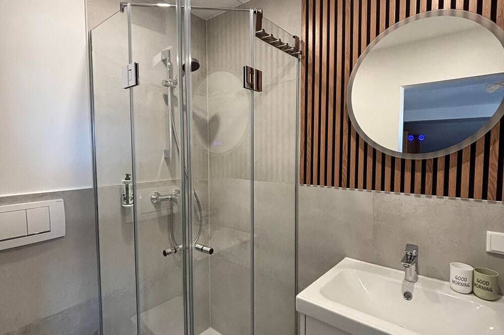 Seeblickzimmer Mit Balkon - Pension Stöllinger in Salzkammergut-Berge, Fuschl am See