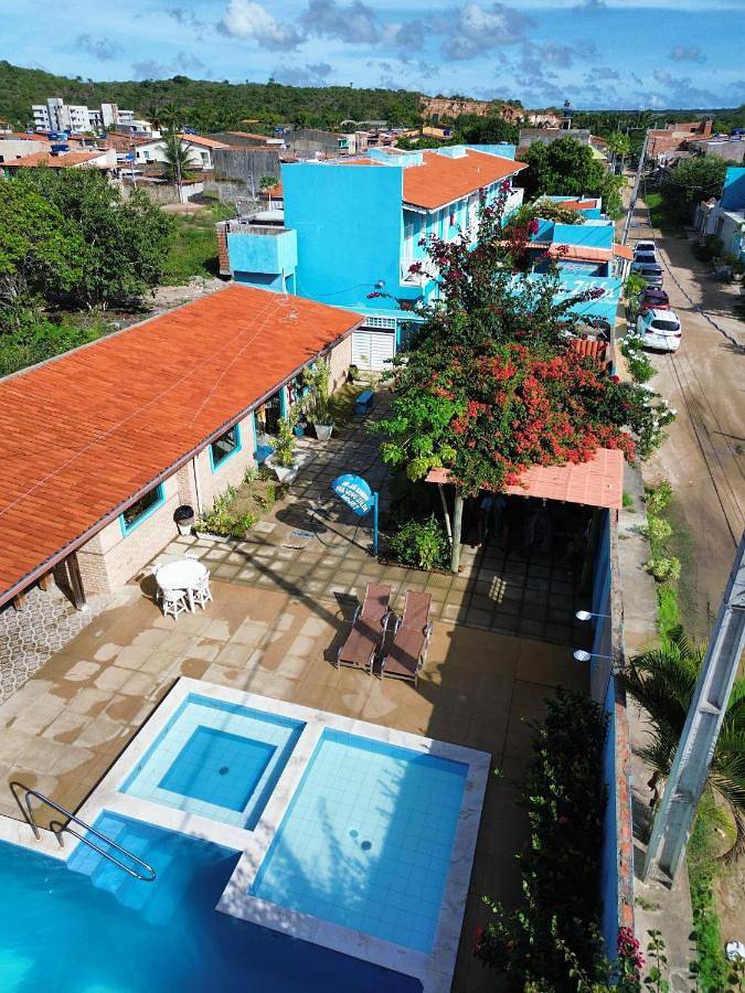 Pousadas para 2 pessoas, com piscina e jardim e ainda piscina infantil and vista em Ponta do Mangue