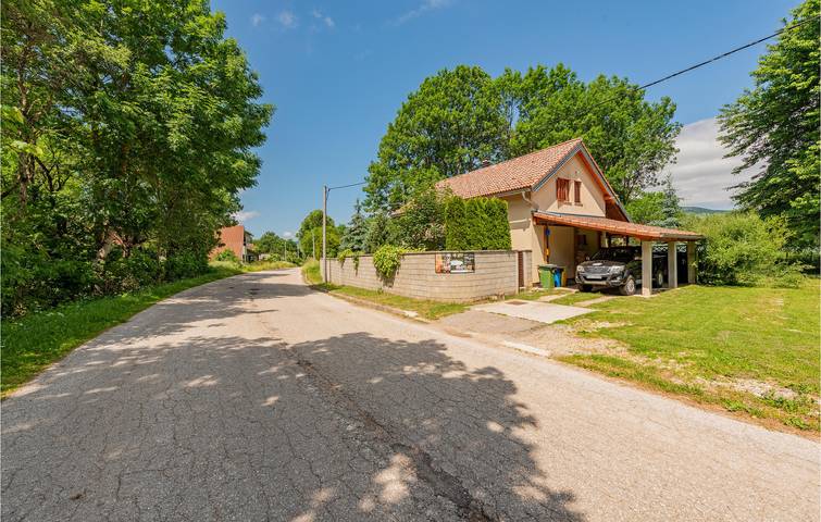 Ferienhaus für 9 Personen, mit Garten und Terrasse sowie Sauna und Ausblick in Zadar - 2