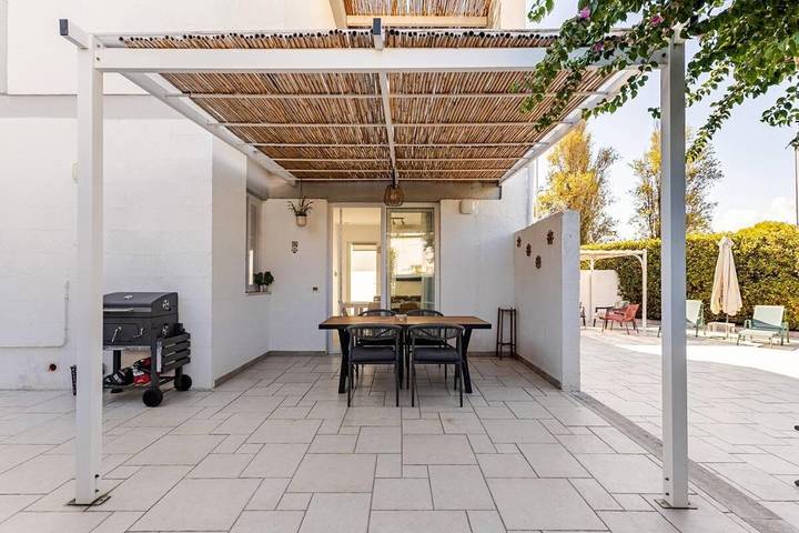 Appartamento per 5 persone, con Balcone e Terrazza nonché Giardino e Panorama a San Cataldo