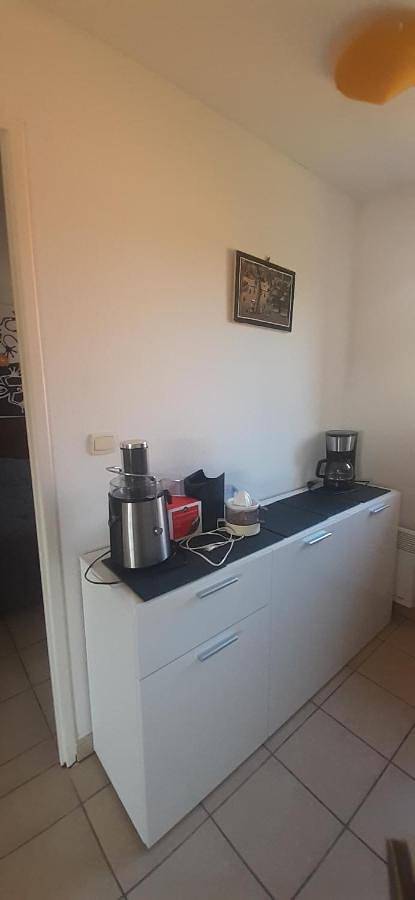 Appartement entier, Chez domi piscine résidence claire rive in Prayssac, Quercy