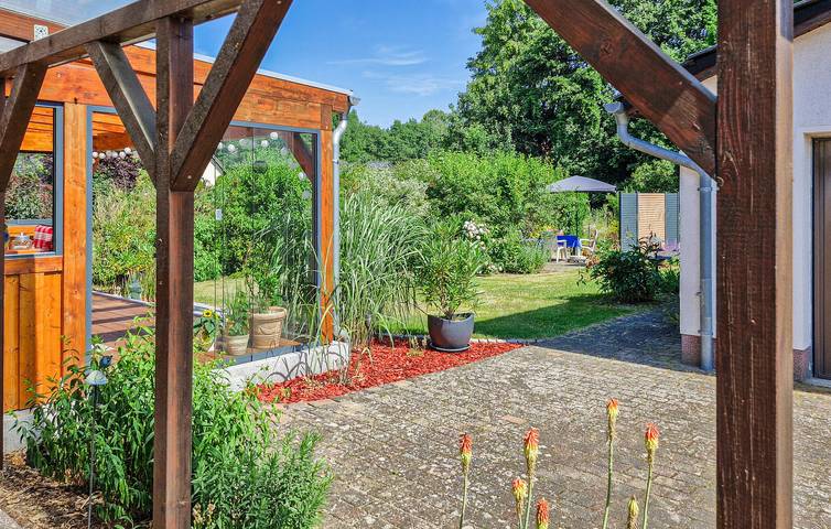 Ganze Ferienwohnung, Gemütliche Wohnung in der Nähe von Groß Plasten Stadtzentrum und See in Groß Plasten, Müritz
