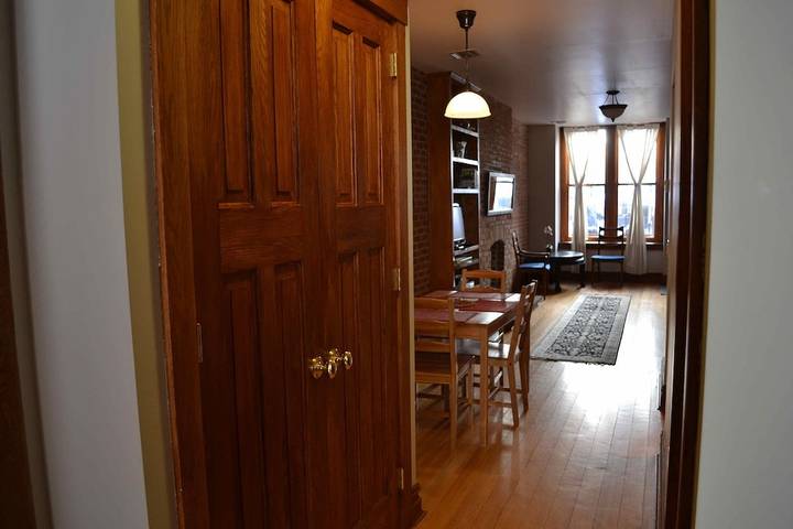 Vacation rental for 6 people, with pool and yard as well as terrace in Harlem