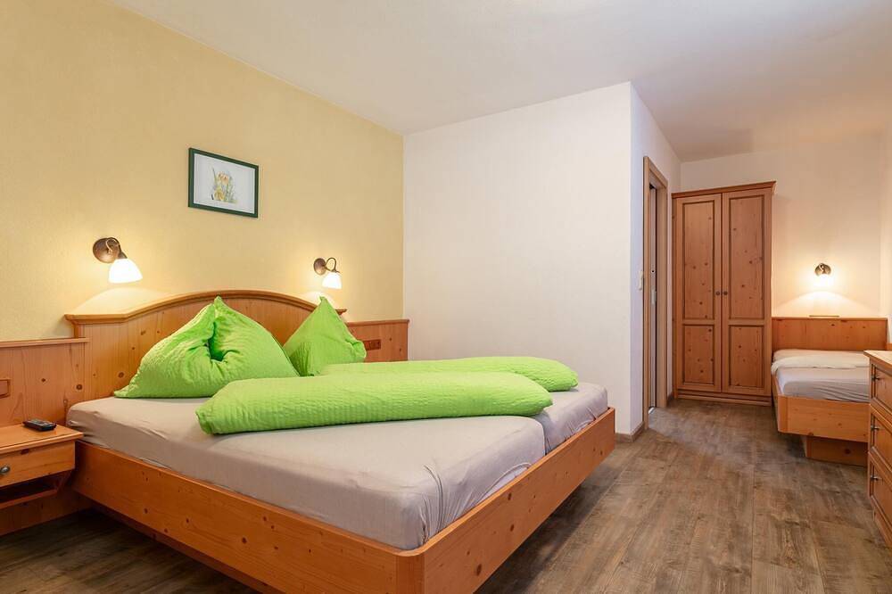 Ganze Wohnung, Ferienwohnung im Salzburger Land mit Bergblick in Loferer und Leoganger Steinberge, Leogang