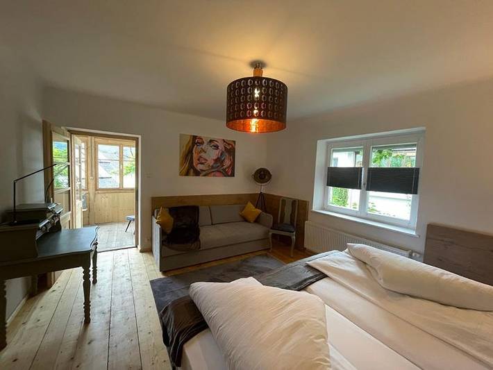 Ferienwohnung für 4 Personen, mit Garten und Sauna sowie Ausblick in Bad Ischl