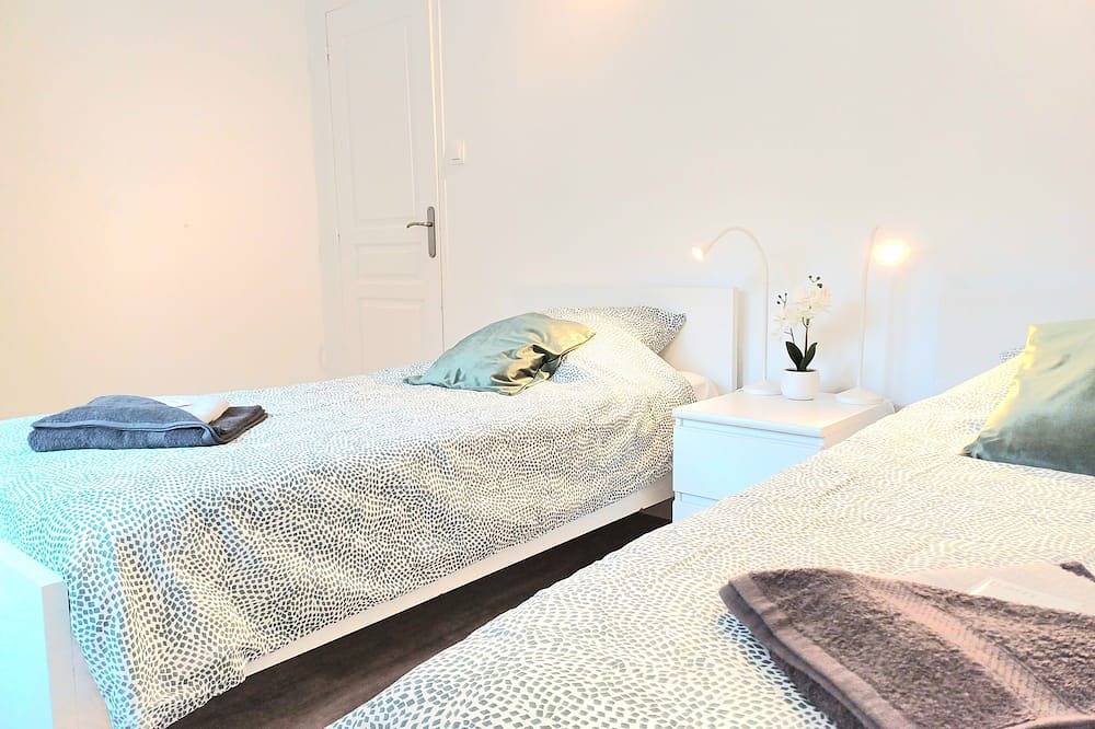 La Belle Du Thil - Spacieuse - Proche Aéroport in Beauvais, Oise