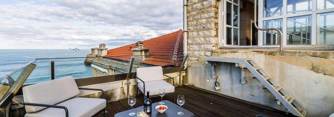 Gîte pour 4 personnes, avec balcon dans Plage du Miramar - 2