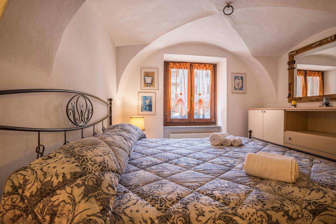 Appartement "Jasmine" dichtbij het meer met uitzicht op de bergen, foto 12