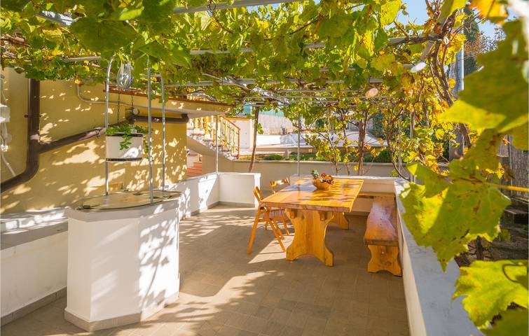 Location de vacances pour 8 personnes, avec terrasse, animaux acceptés à Vodnjan - 3