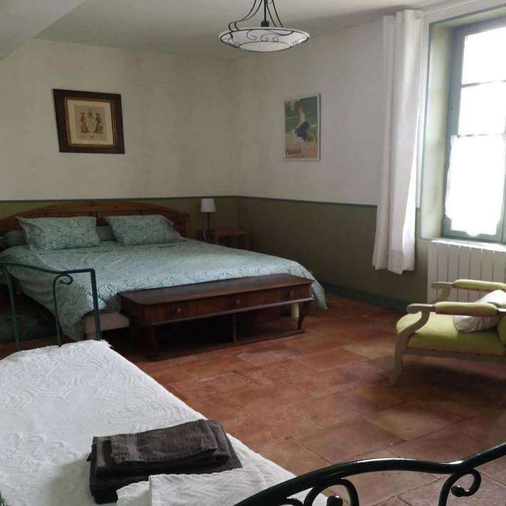 Chambre d’hôte pour 10 personnes, avec vue et jardin, animaux acceptés dans l' Aude - 3