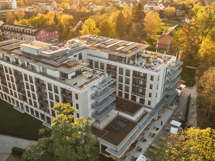 Hotel für 3 Personen, mit Balkon und Whirlpool sowie Pool in Bad Krozingen