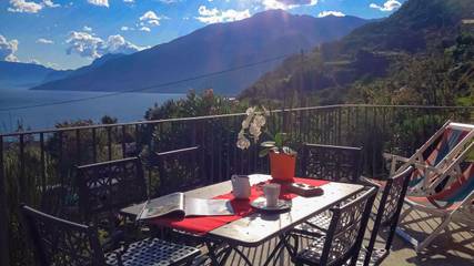 Bungalow für 8 Personen in Gemeinde Vercana, Comer See, Bild 4