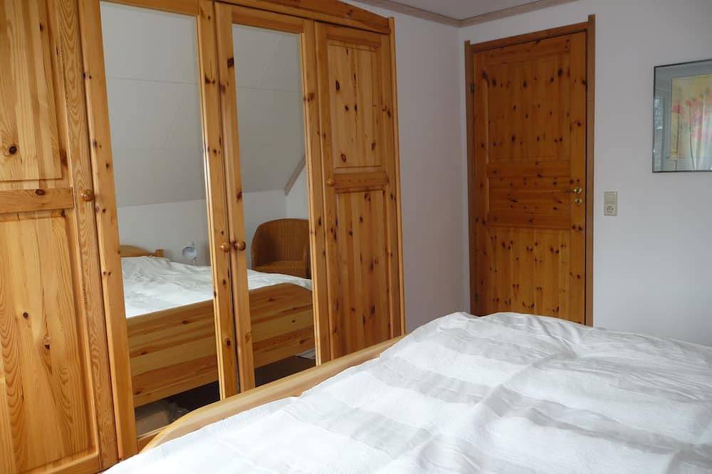 Ganze Wohnung, Schöne Ferienwohnung im Schwedenhaus in Groß Vollstedt, Rendsburg-Eckernförde