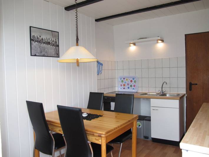 Ferienhaus für 4 Personen, mit Terrasse und Garten in Wangerland - 3
