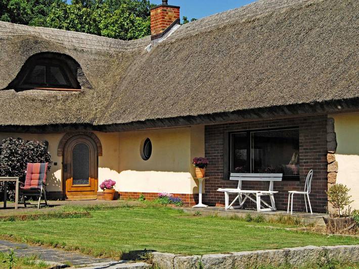 Bungalow für 5 Personen, mit Seeblick und Terrasse sowie Garten und Ausblick, mit Haustier in Sellin