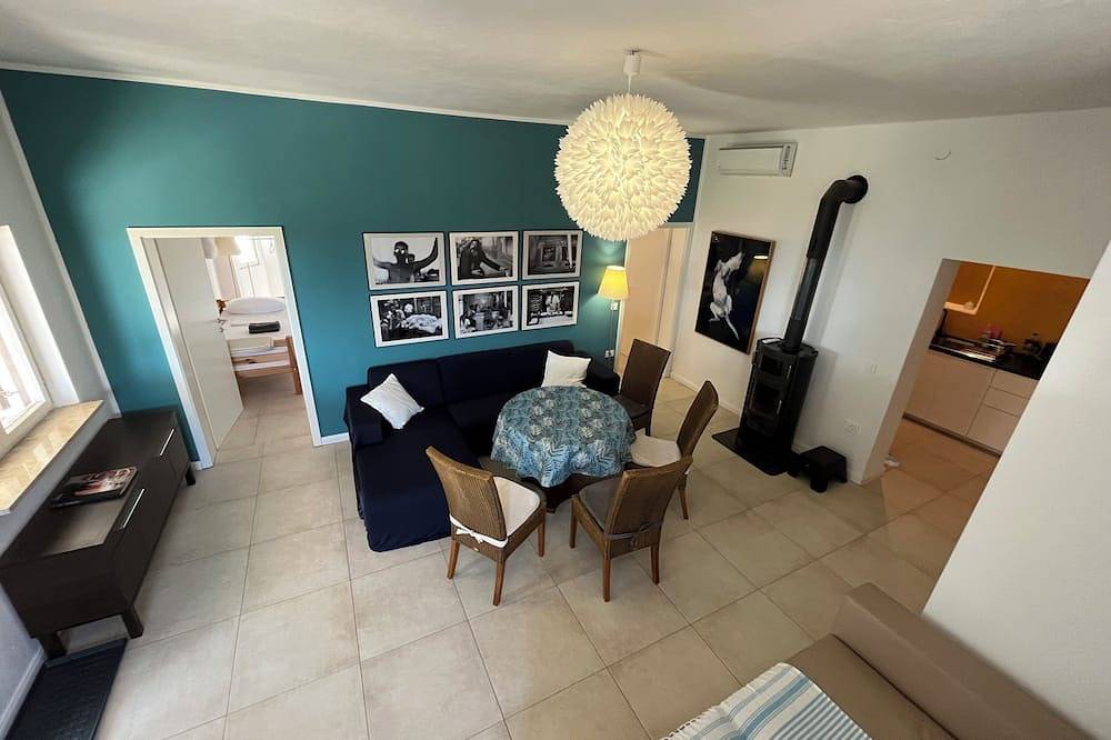Ganze Wohnung, Villa Rapunzel in Raša, Ostküste Istrien
