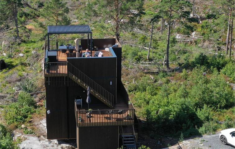 Ferienhaus für 6 Personen, mit Garten und Ausblick sowie Terrasse in Risør - 2