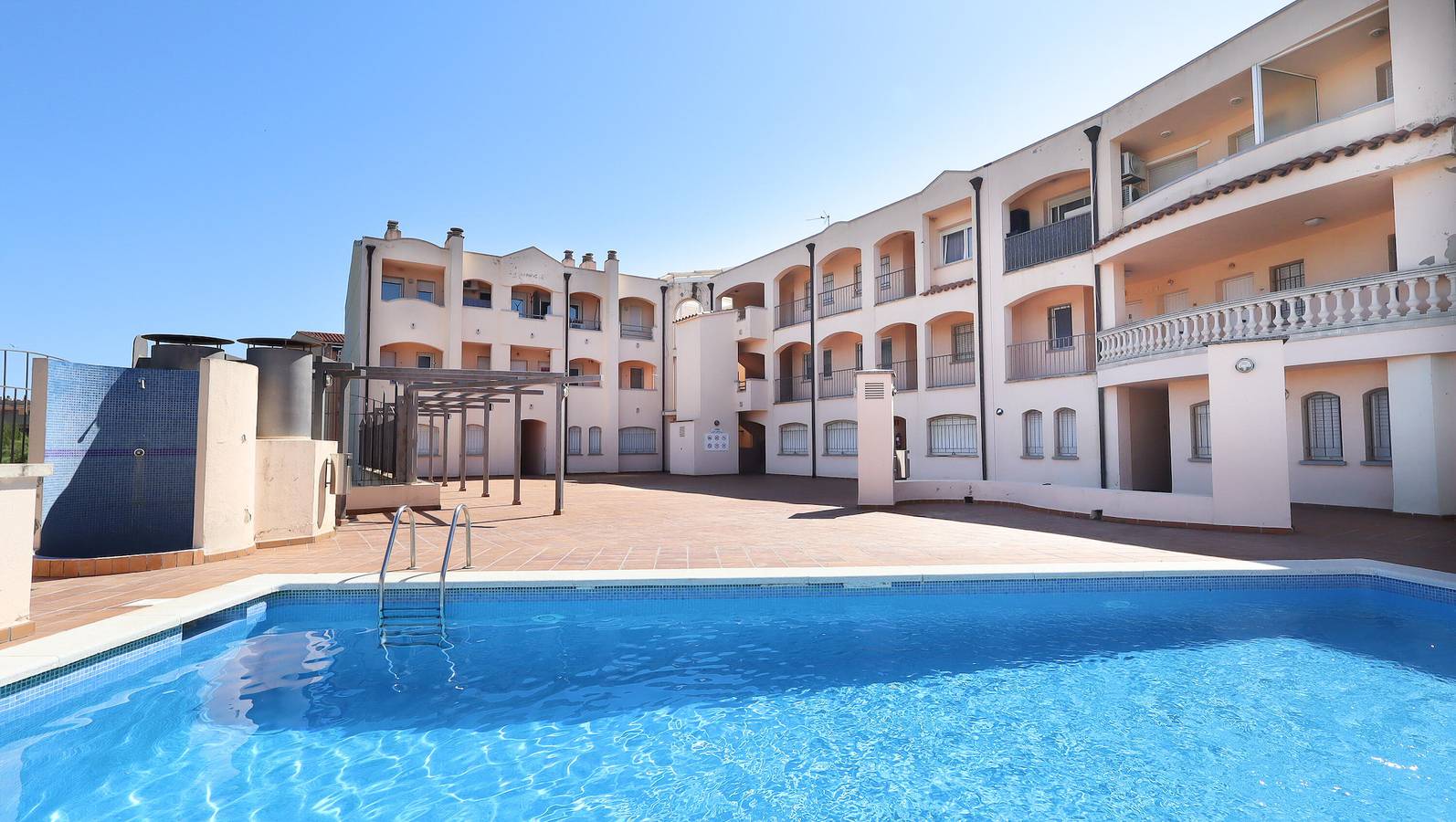 Apartamento entero, Apt. Pau Casals 2 hab - Piscina - Llançà in Platja del Port (Llanca), Llansá